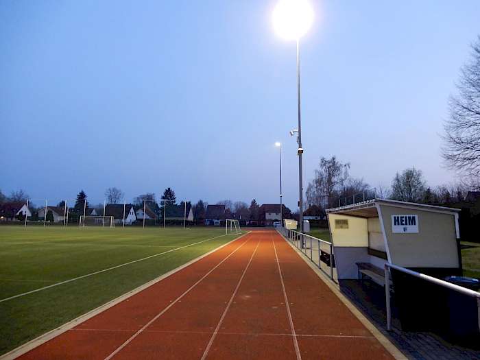 Beleuchtungsanlage auf einem Sportplatz