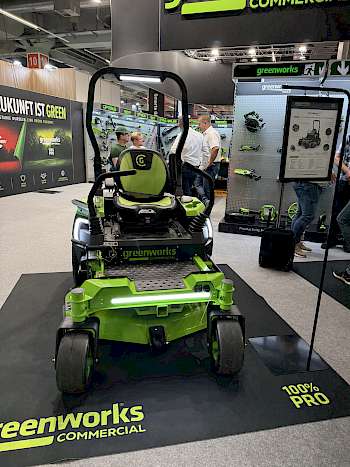 Greenworks Commercial Zeroturn-Mäher OZ948R (Foto: Schmatzler)